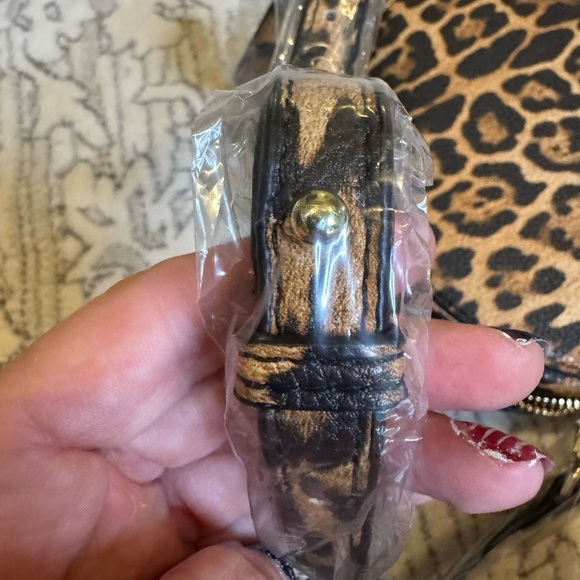 Fawn Design The Circle purse cheetah print - Picture 11 of 12